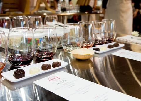 November 2018 Chocolate Class Schedule!